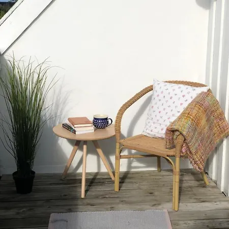 Dejligt Vaerelse Med Eget Bad Og Havudsigt Homestay Assens